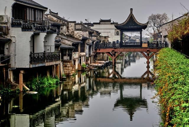 虫虫助手下载
